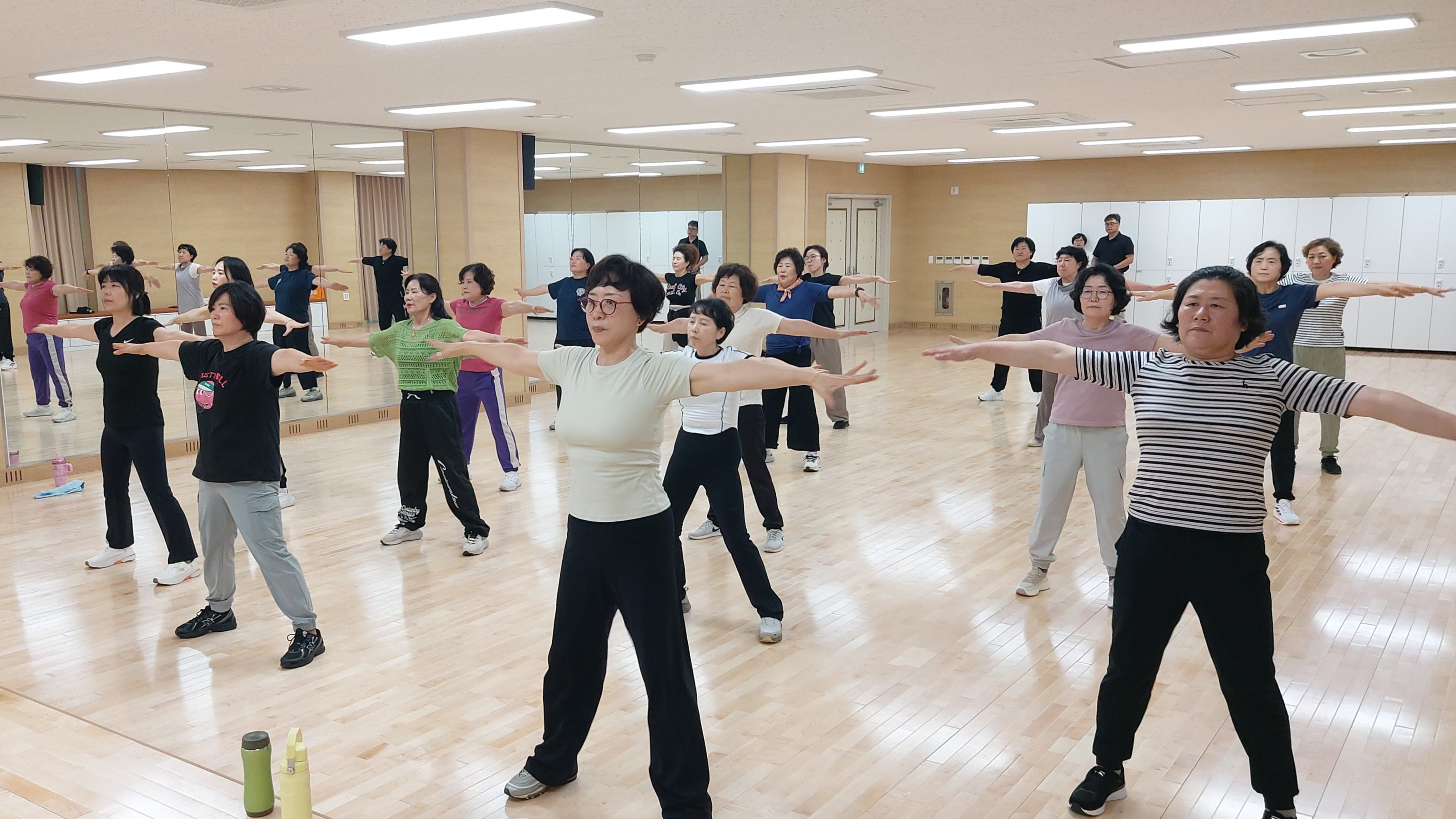 “시니어생활스포츠센터 완공”…함평군, 이달부터 생활체육 프로그램 운영한다