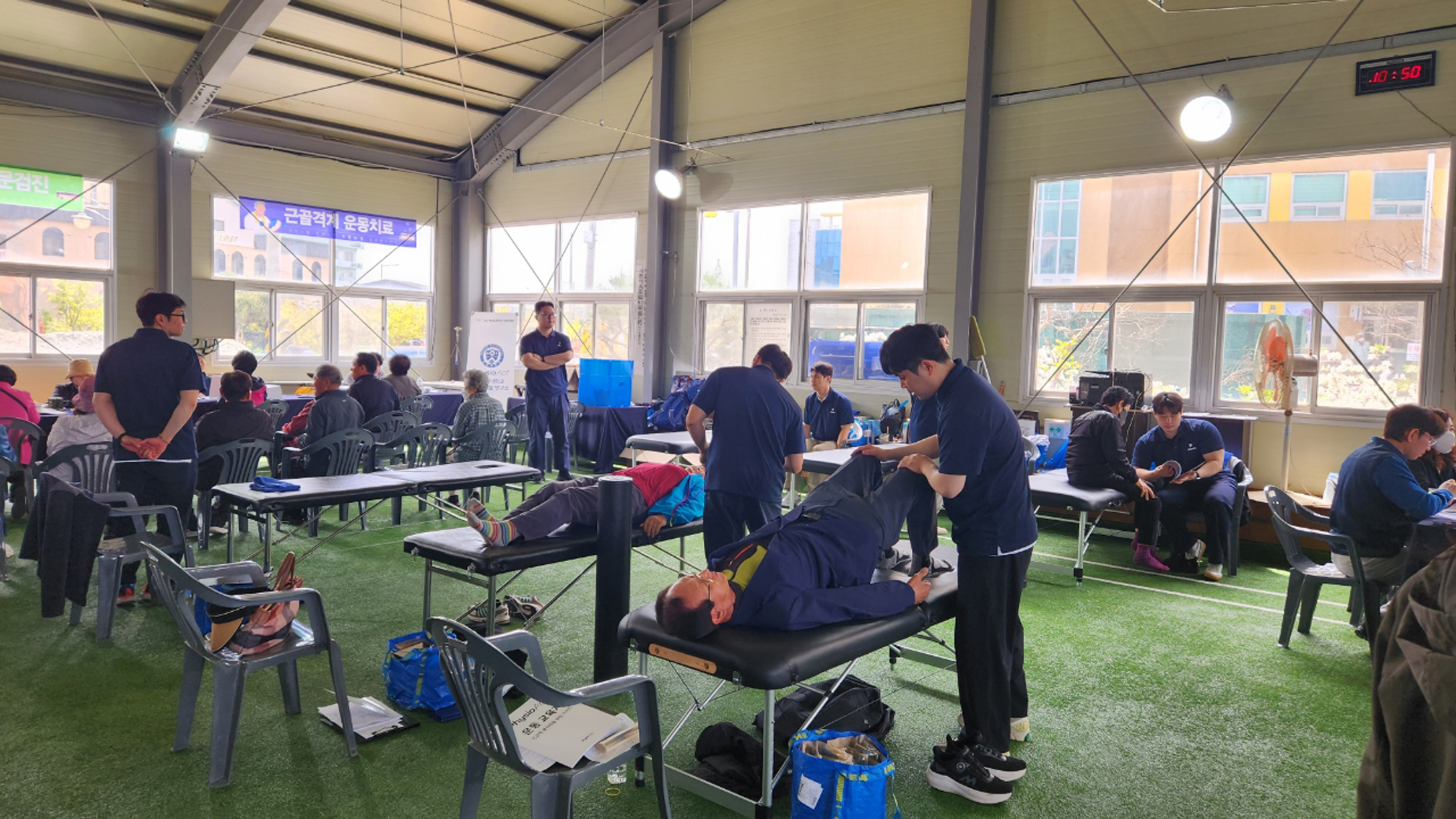 “찾아가는 복지 행정”…함평군, 농업인 삶의 질 높이는 ‘농촌 왕진버스’ 운영 박차