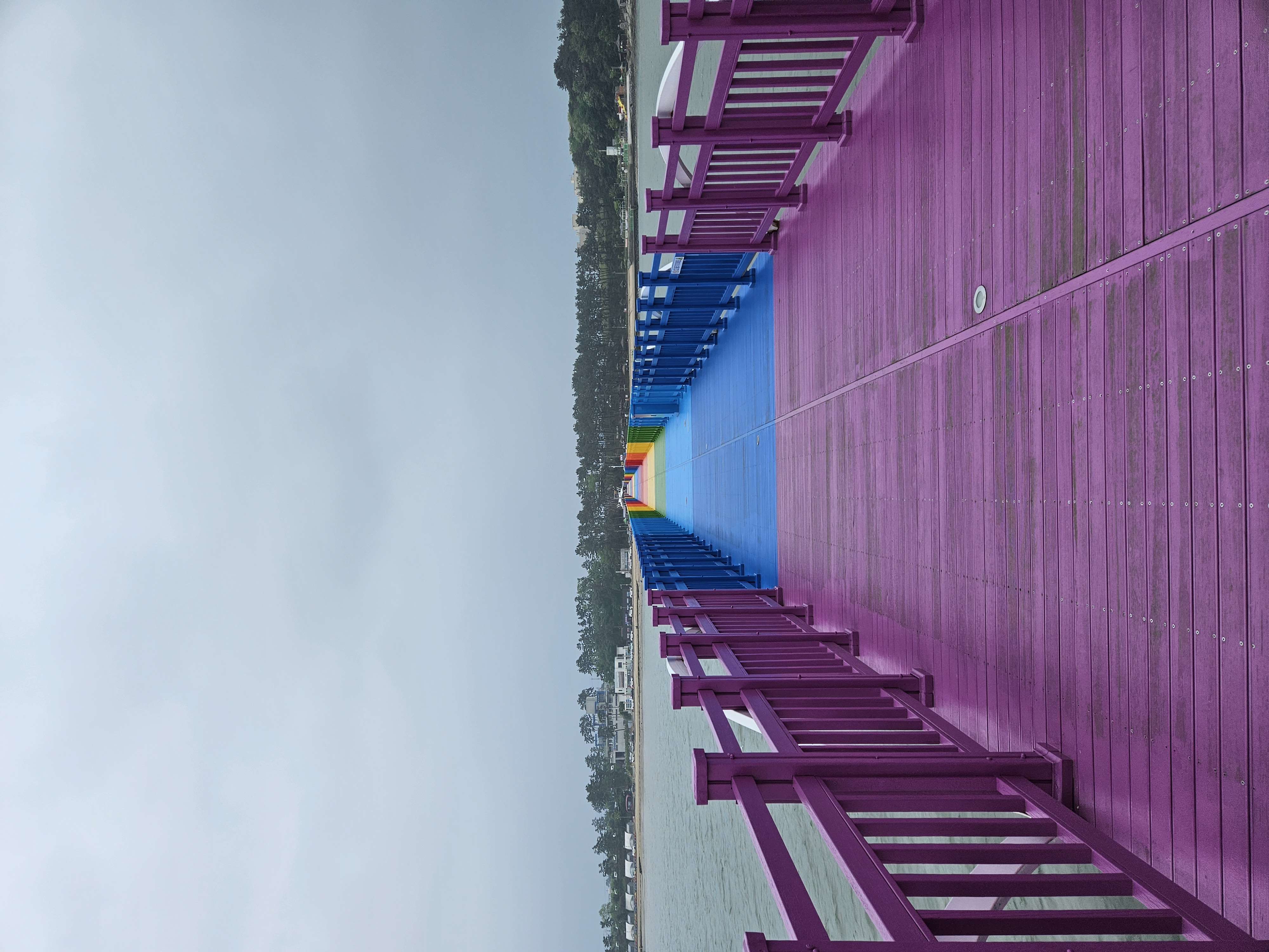 돌머리해수욕장 무지개다리