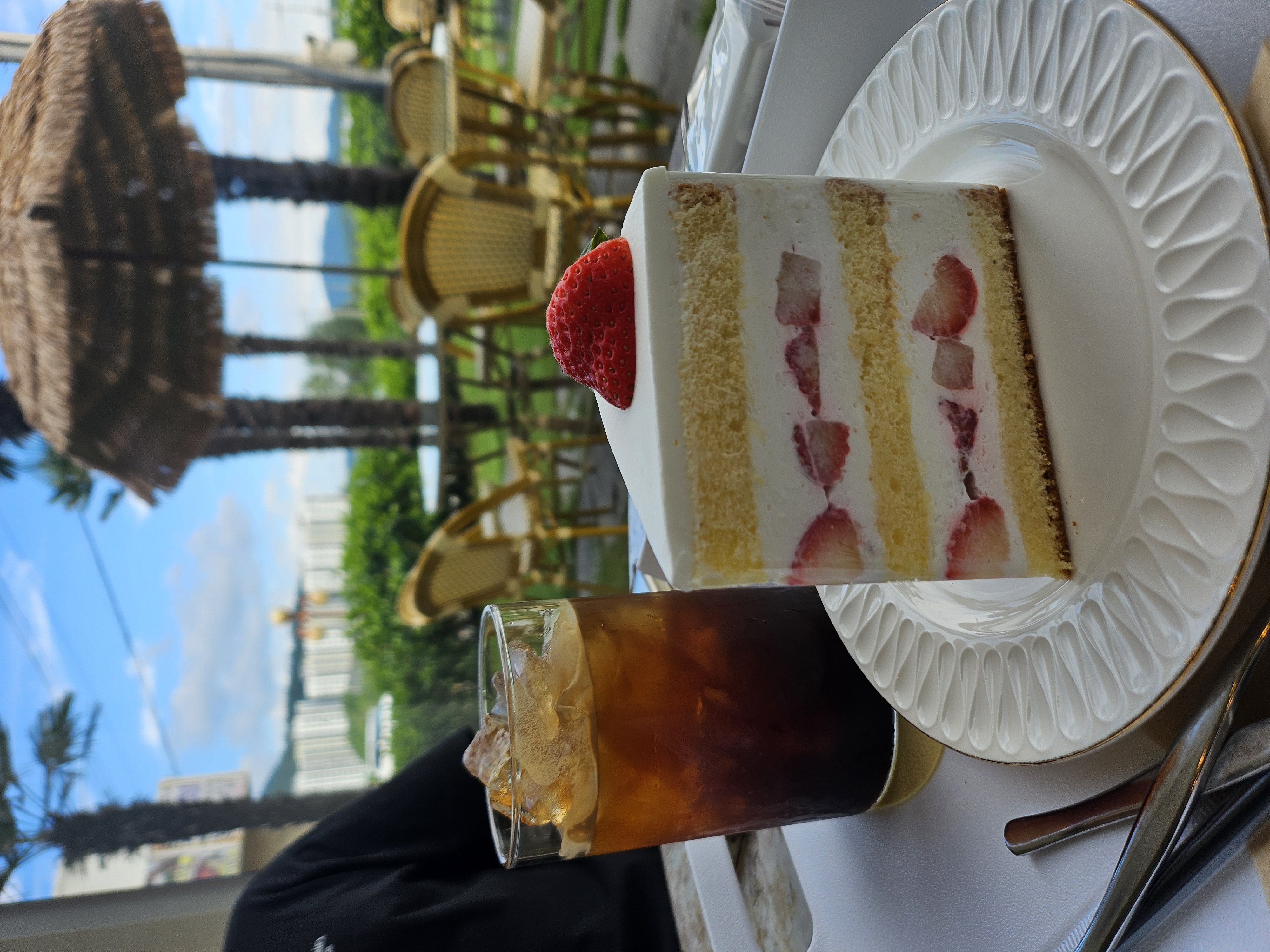 키친205<br>딸기케이크 맛집🍓