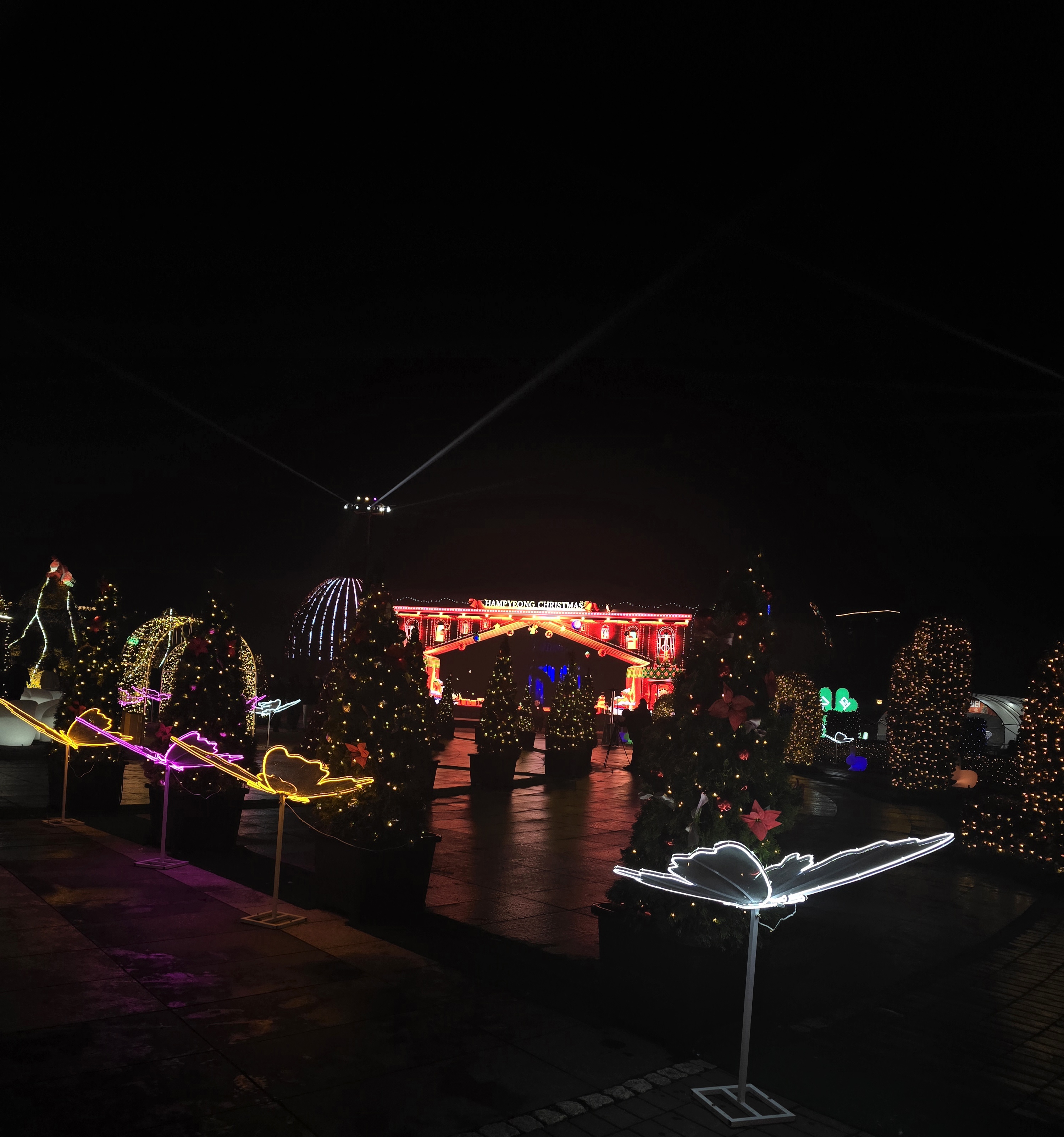 반짝반짝 빛나는 크리스마스 세상