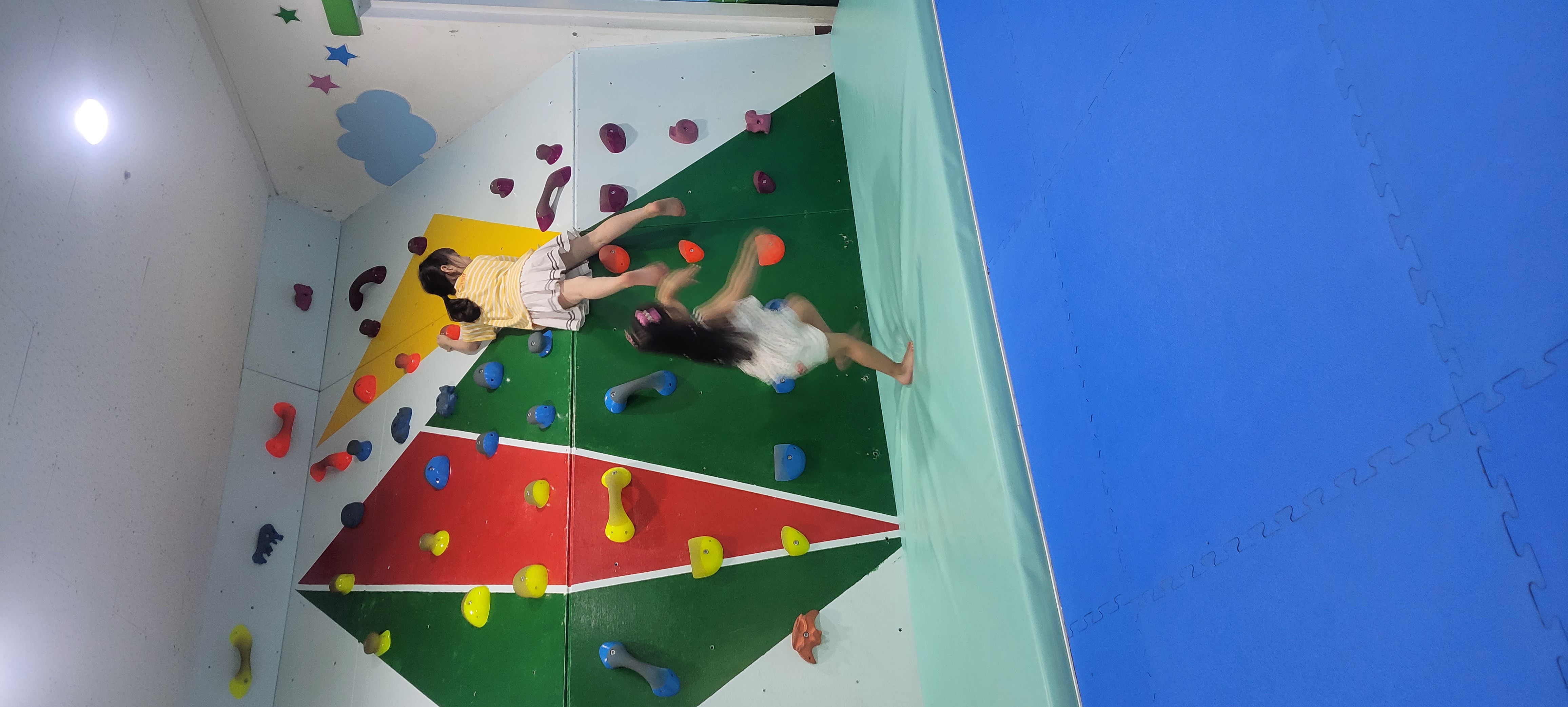 덥고 습할 땐 양서파충류생태공원