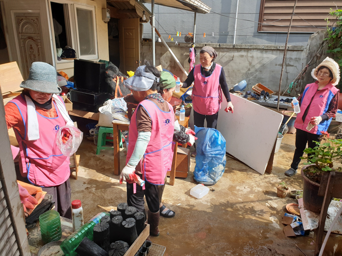 (사)한국생활개선함평군연합회, 수해 복구 대민 지원 ‘모범’