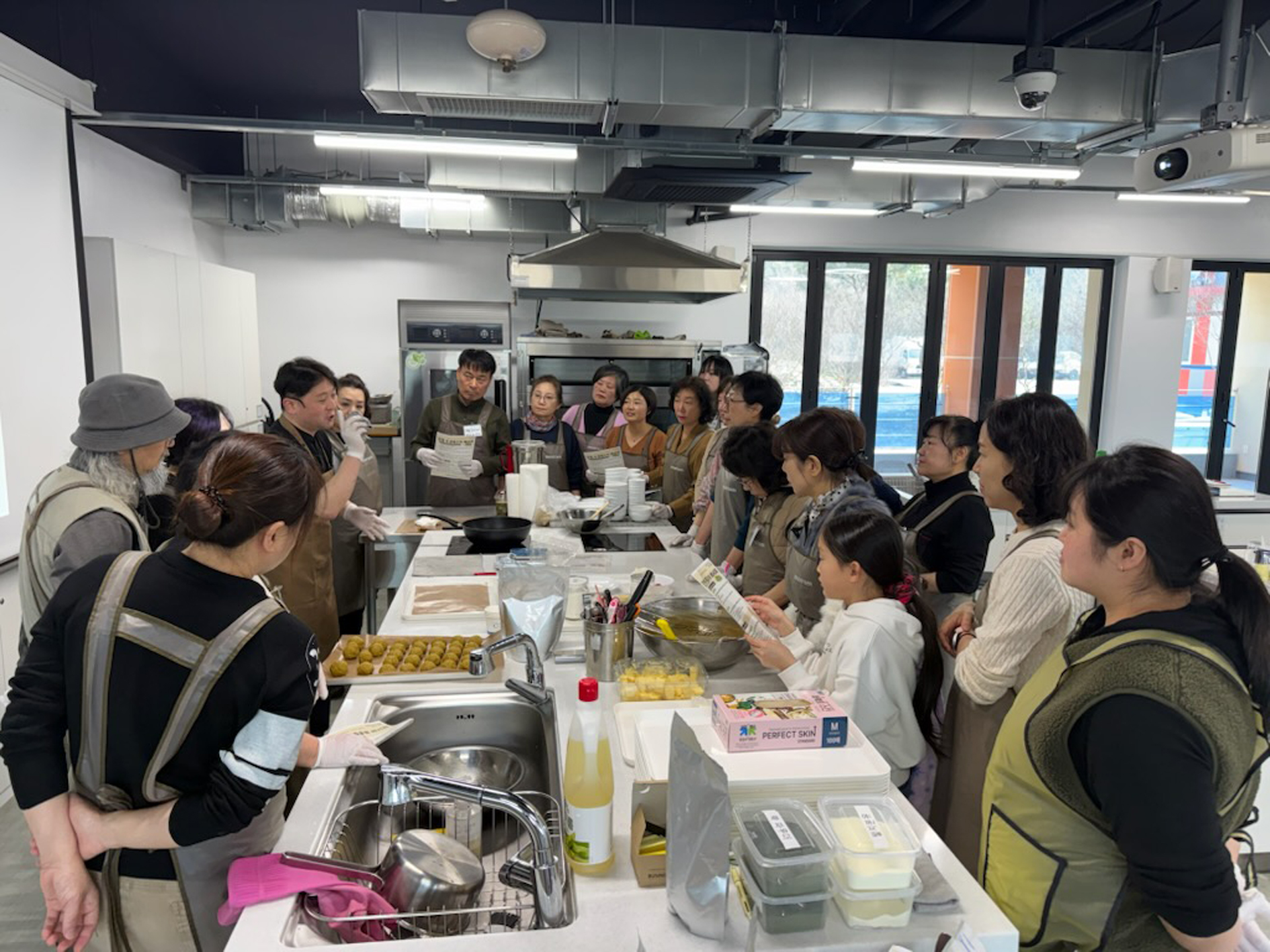 함평군, 지역 농산물 활용 ‘두바이 쫀득쿠키’ 교육 성료