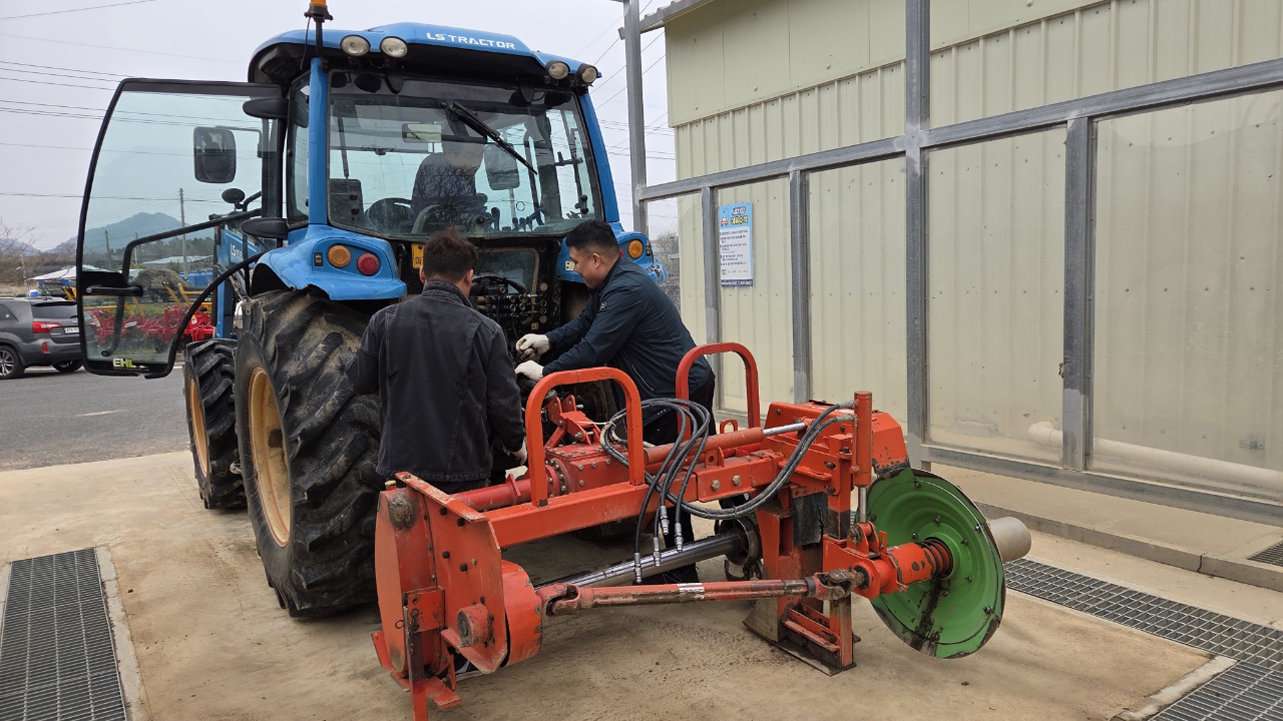 함평군 농업기술센터, 농번기 맞아 농기계임대사업소 비상근무 돌입