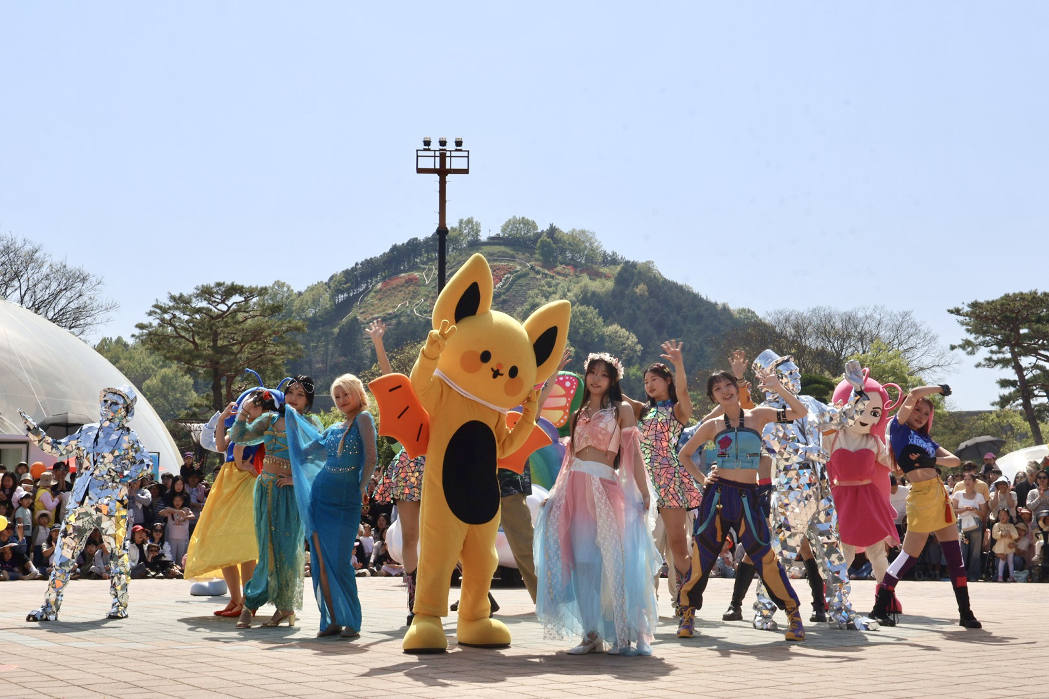 제28회 함평나비대축제 대표 콘텐츠 ‘나비 판타지아 퍼레이드’, 관람객에게 큰 호응