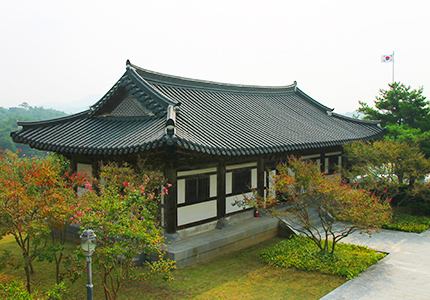 일강김철선생 기념관