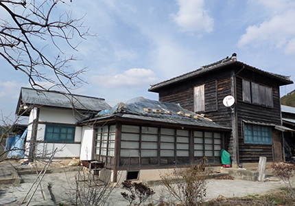 함평 월호리 일본식 가옥과 창고